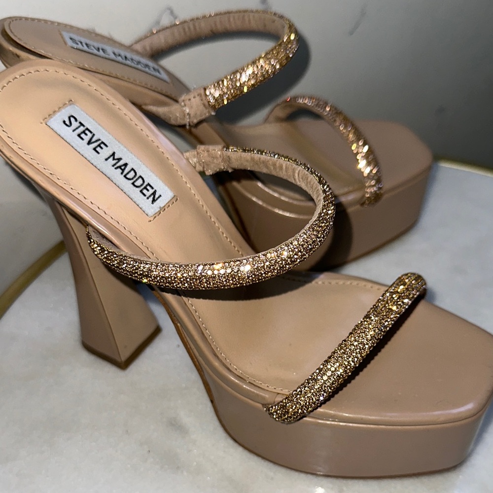Steve Madden Zayne Nude/Tan Platform Heels Size 7 - Picture 2 of 7